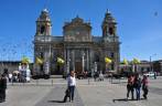 Na Praça Centenário, a Catedral da Cidade da Guatemala, capital do país